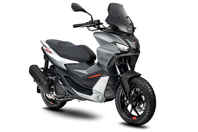 SR GT 200 skutik ber-style petualang dengan kubikasi under 250 yang baru saja dirilis Aprilia, Sabtu (16/7/2022).