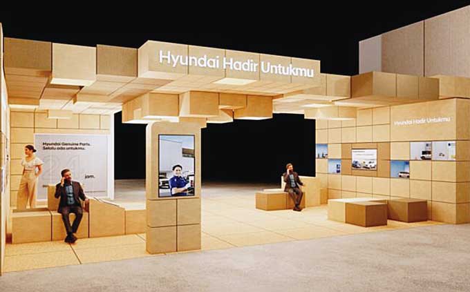 Booth Hyundai Motor Indonesia  (HMID) membawa konsep sustainability di Indonesia International Motor Show 2023, Parkir Timur JIEXPO Kemayoran, Jakarta, Kamis-Ahad (16-26/2/2023).