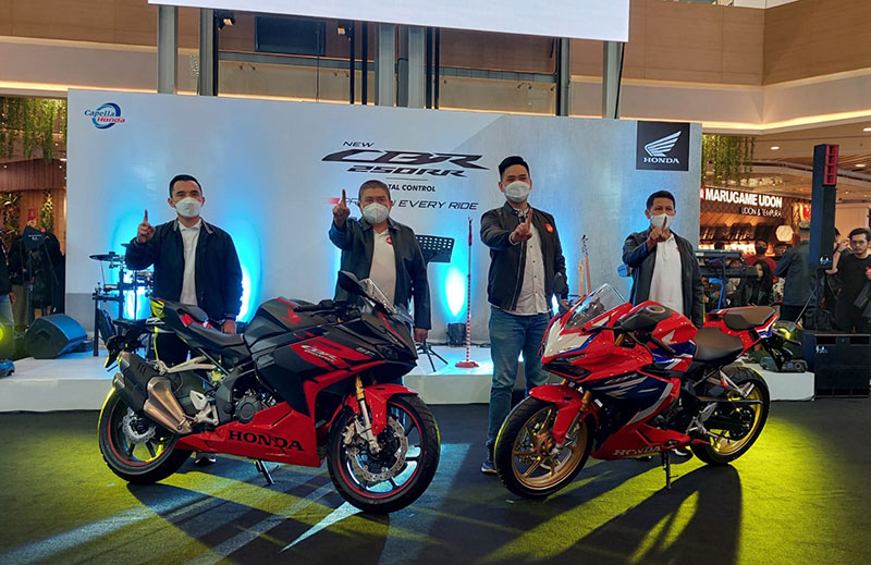 Peluncuran New CBR250RR di Mal Living World Pekanbaru, Sabtu (15/10/2022).