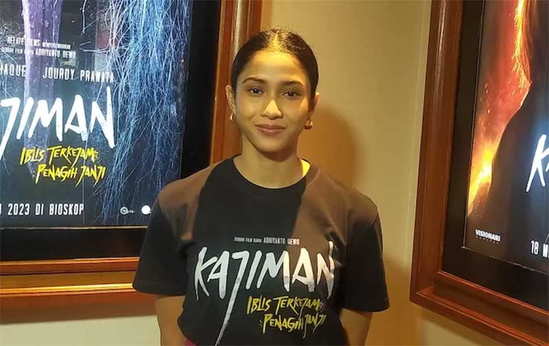 Aghniny Haque pun berusaha tampil penuh totalitas dalam film Kajima