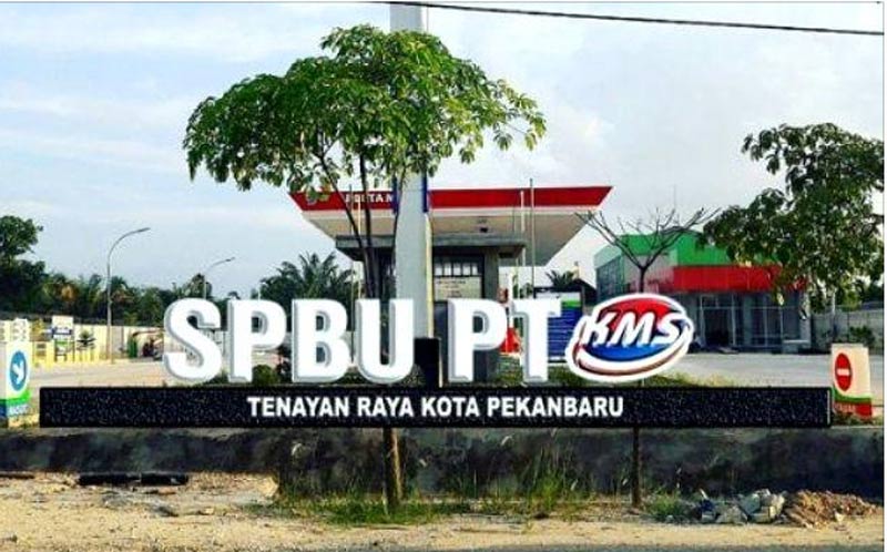 Stasiun Pengisian Bahan Bakar Umum (SPBU) KMS yang terletak di Jalan Pesantren Pekanbaru ini telah beroperasi sejak Jumat (25/5/2019) lalu. (SPBU KMS FOR RIAU POS)