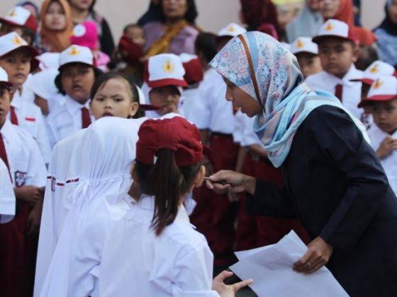 Ilustrasi: Guru bantu tingkat sekolah dasar.