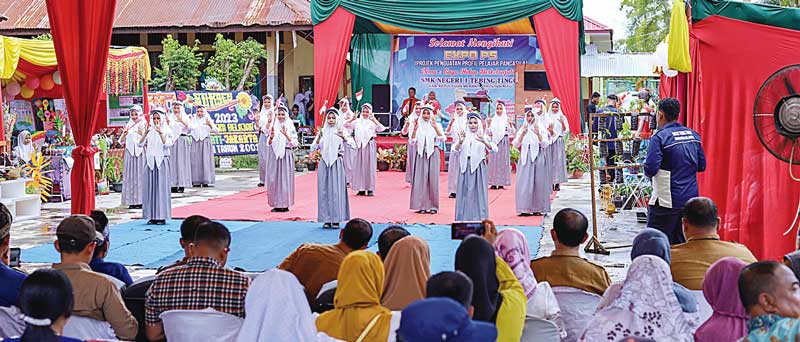 Penampilan peserta didik dalam Expo Proyek Penguatan Profil Pelajar Pancasila (P5) di SMKN 1 Tebingtinggi, Jalan Dorak, Selatpanjang, Selasa (28/11/2023).