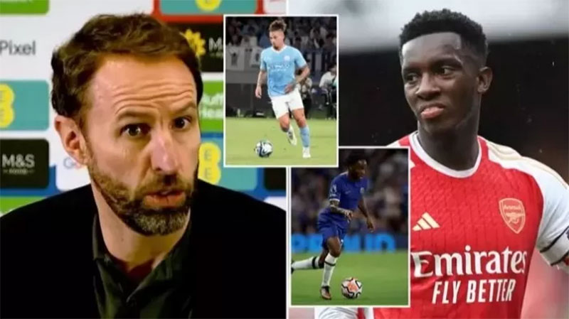 Pelatih Inggris Gareth Southgate lebih memilih Eddie Nketiah dan Kalvin Phillips ketimbang Raheem Sterling.