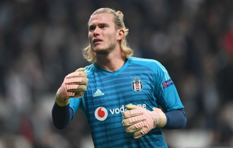 Loris Karius berpeluang dimainkan Newcastle United pada final Piala Liga menghadapi Manchester United.