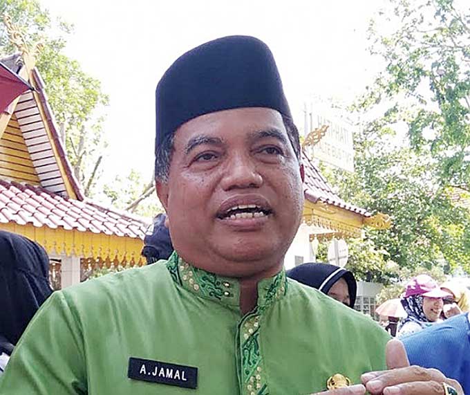 Abdul Jamal Kepala Dinas Tenaga Kerja Pekanbaru 