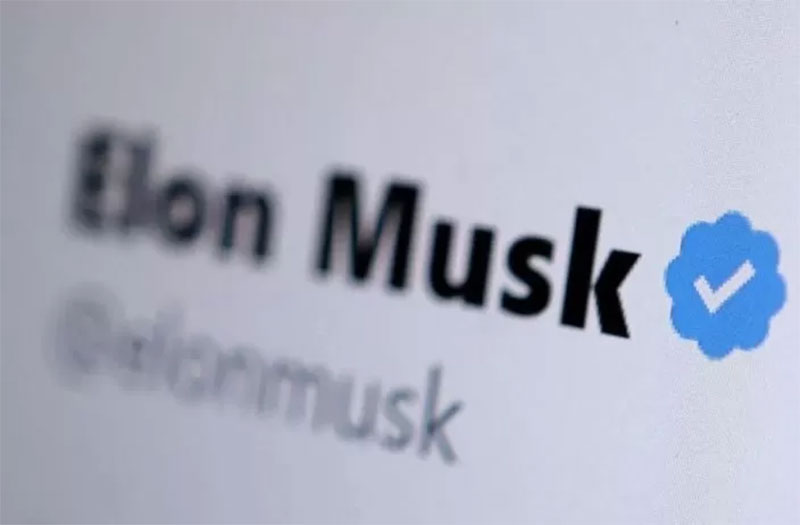 Fitur Terbaru X dapat hilangkan centang biru pada akun.