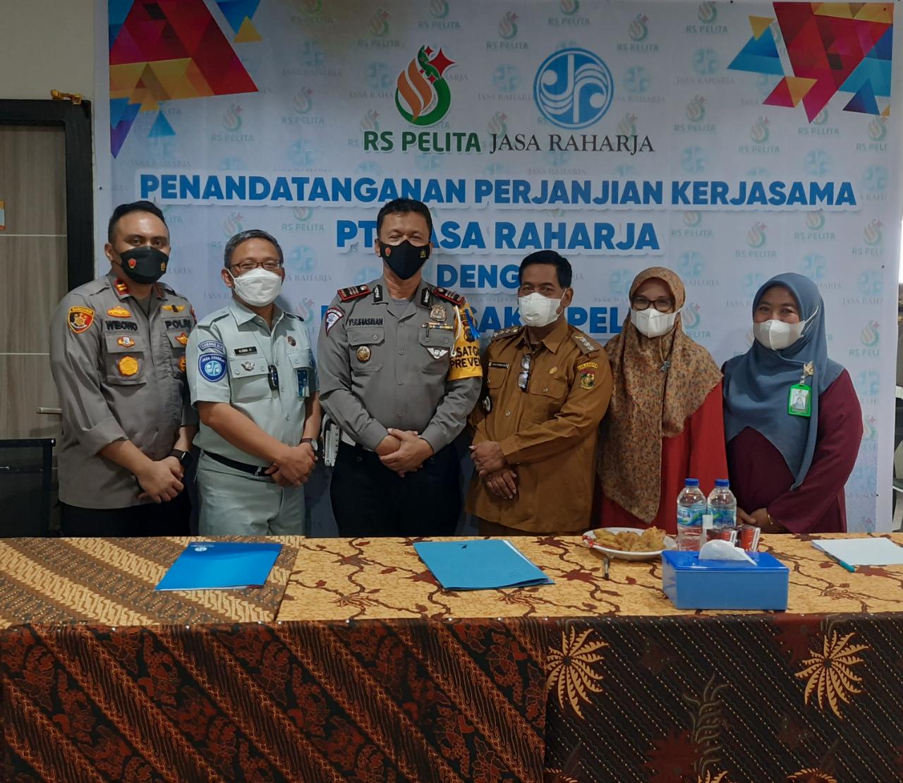 Satuan Lalulintas Polres Kampar menjalin kerja sama atau MoU dengan RS Pelita, untuk mempermudah penanganan terhadap korban kecelakaan lalulintas, Senin (27/09/2021).