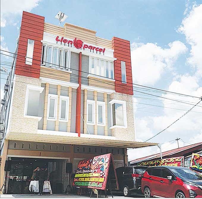 Kantor Lion Parcel di Jalan Dahlia Nomor 66 Pekanbaru siap melayani konsumen. Foto diambil Selasa (29/3/2022).
