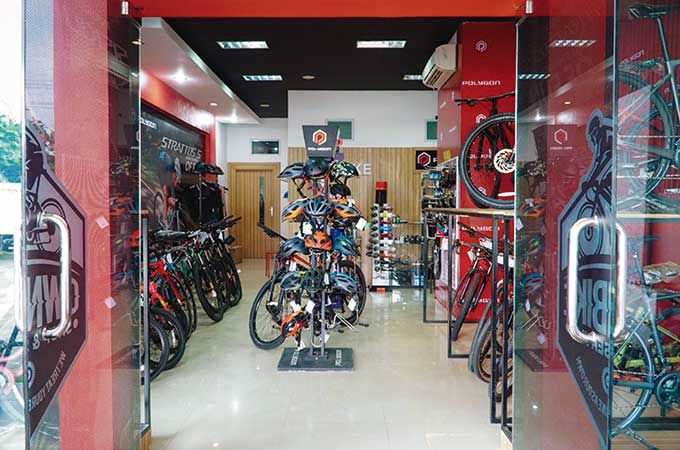 Polygon Ownbike Cycle di Jalan HR Soebrantas Nomor 26 Panam, Pekanbaru.