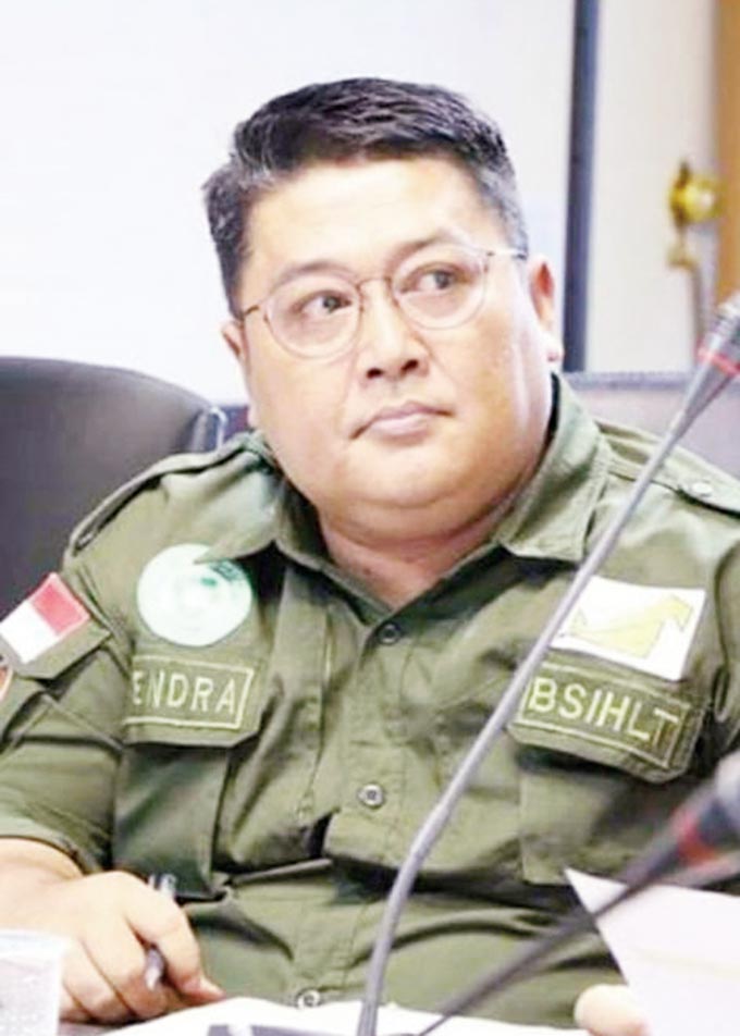 Kepala DLHK Kota Pekanbaru Hendra Afriadi