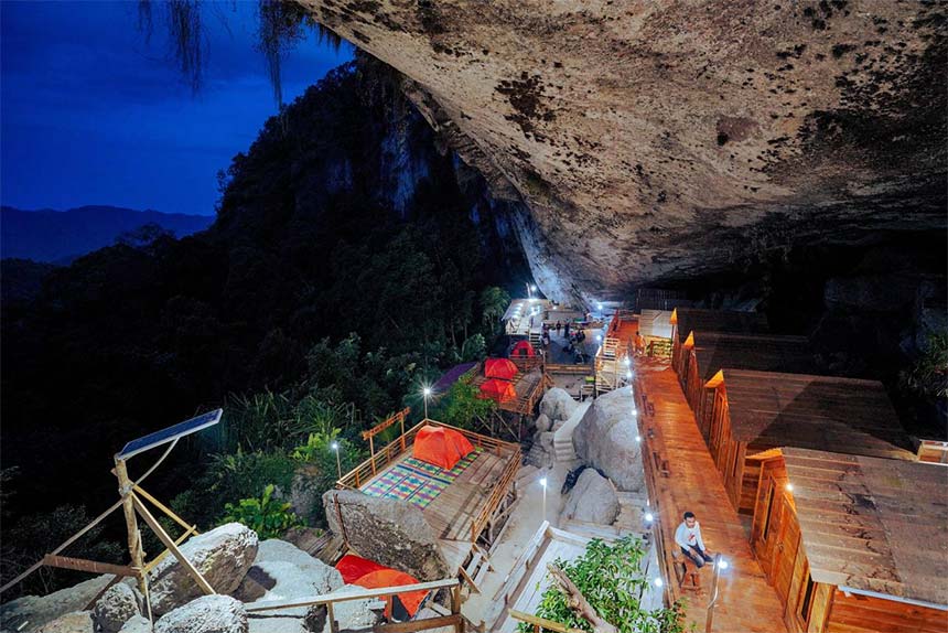 Objek wisata Air terjun Batu Tilam memang surga tersembunyi di Desa Kebun Tinggi, Kecamatan Kampar Kiri Hulu, Kabupaten Kampar, Provinsi Riau