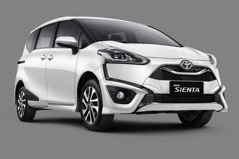 Ada yang hilang di situs resmi PT Toyota Astra Motor (TAM) yaitu gambar Toyota Sienta. Hanya tersisa gambar produk Toyota Avanza, Veloz, Calya, Kijang Innova Zenix, Voxy, Vellfire dan Toyota Alphard.