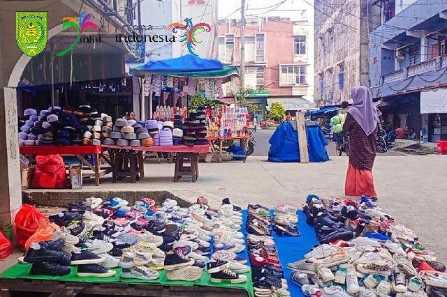 Suasana Pasar Jongkok di Kota Tembilahan, Inhil.