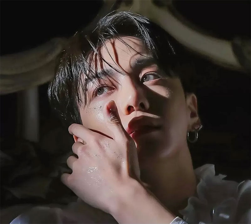 Single Seven Jungkook BTS peringkat 1 song of the summer.