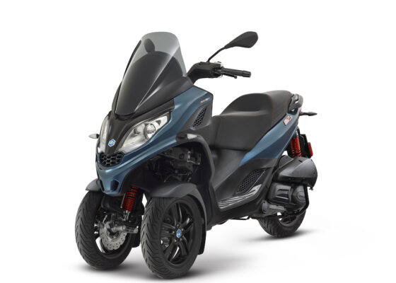 Piaggio MP3 300 HPE Sport debut di Indonesia dengan harga tembus Rp300 juta lebih.