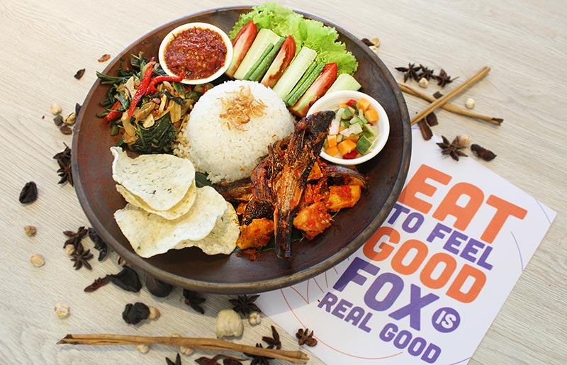 MENU TERBARU: Menu andalan nasi kampung ikan selais persembahan FOX Harris Hotel Pekanbaru terlihat menggugah selera, Jumat (28/6/2019). (FOX HARRIS HOTEL PEKANBARU FOR RIAU POS)
