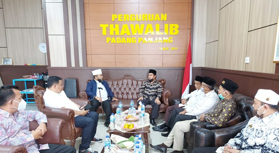 Wali Kota Bengkulu Helmi Hasan Berkunjung ke Yayasan Thawalib Rabu (8/9/2021).