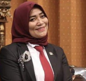 Plt Sekretaris DPRD Pekanbaru Badria Rikasari MSi.(DOK.RIAUPOS.CO)