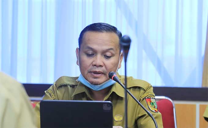 Kepala Disdik Kota Pekanbaru Ismardi Ilyas.