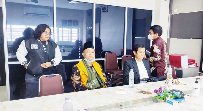 Akhmad Mujahidin saat menjalani pemeriksaan, beberapa waktu lalu.