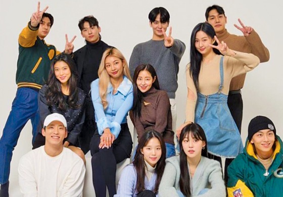 Para peserta Singleâ€™s Inferno Season 2 yang tayang di Netflix.