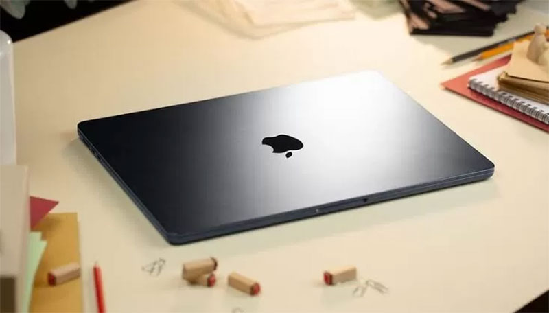 Apple dilaporkan berencana merilis MacBook versi murah untuk menyaingi Chromebook.