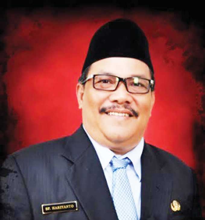 SF Hariyanto, SekretaÂ­ris Daerah Provinsi Riau.