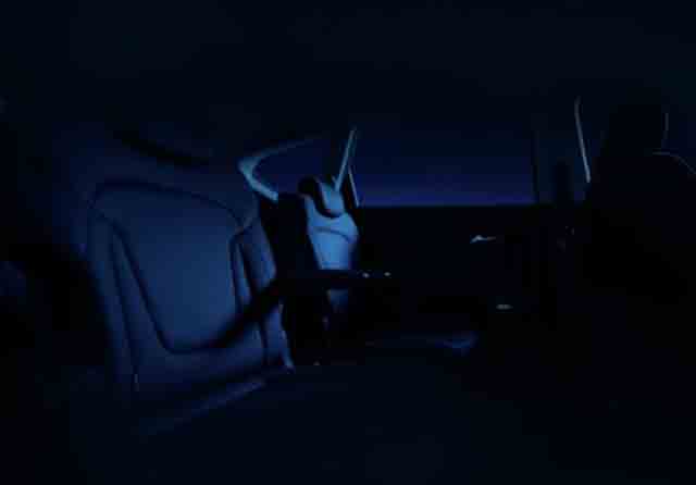 Gambar teaser interior Hyundai Stargazer yang segera diluncurkan.