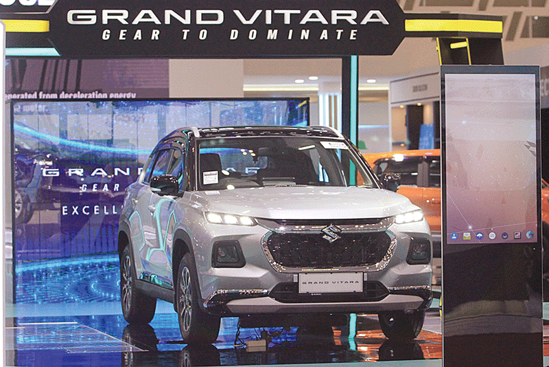 Suzuki memamerkan Grand Vitara di GIIAS 2023 di ICE BSD, Tangerang, baru-baru ini.