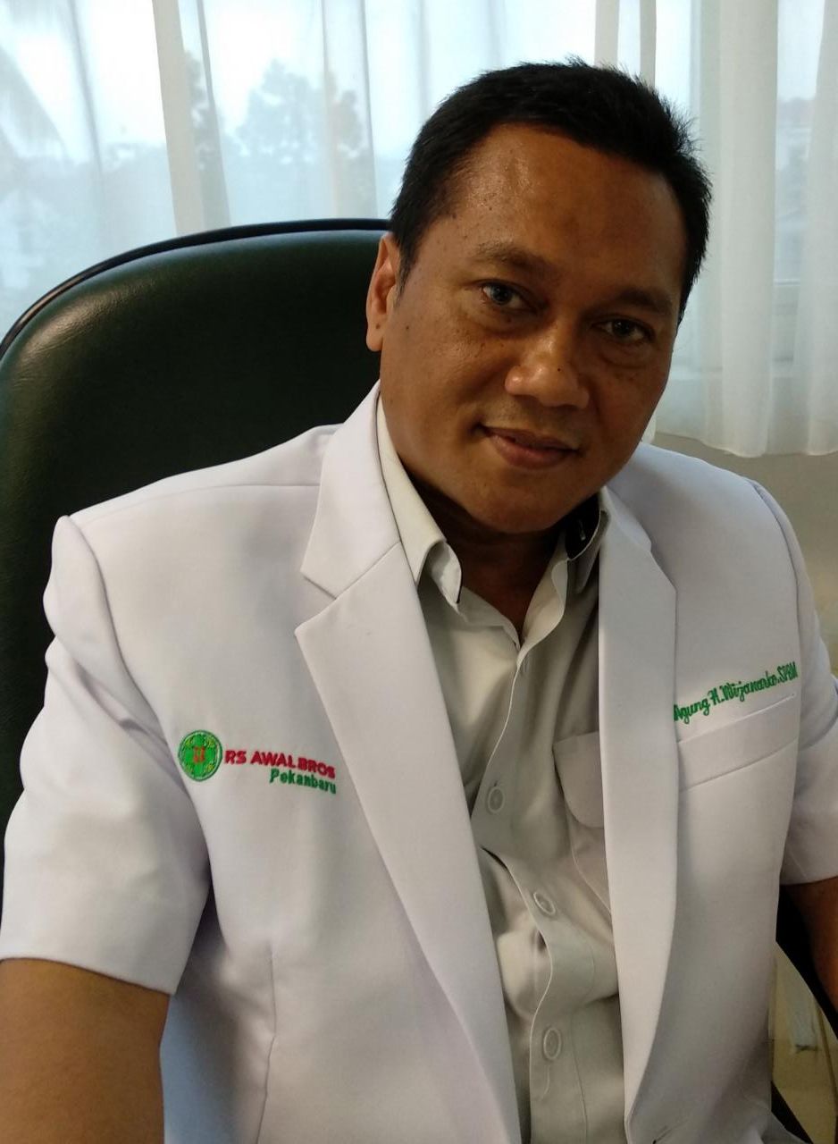 Drg Agung Hadi Wijanarko Sp BM Spesialis Bedah Mulut  RS Awal Bros Pekanbaru
