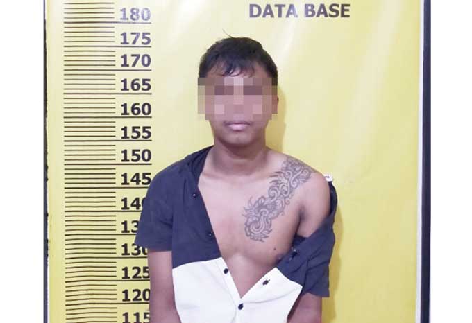 RZ alias Achi, tersangka penjambretan diamankan Polsek Pangkalan Kuras, Sabtu (28/1/2023) malam lalu.