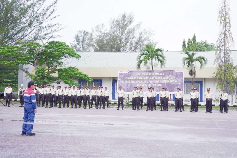 PT KPI RU II Dumai menggelar apel siaga dalam rangka menjaga ketahanan energi saat libur nataru 2024 yang digelar, belum lama ini.