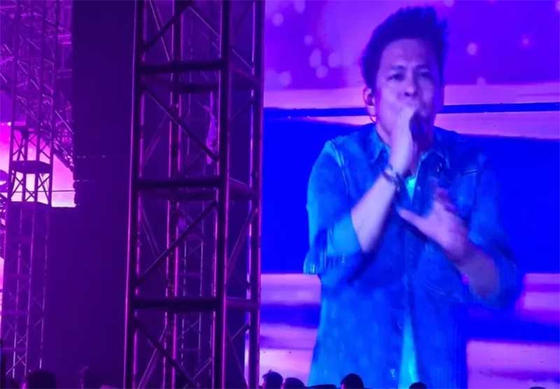 Konser The Great of Journey grup Noah di Surabaya.