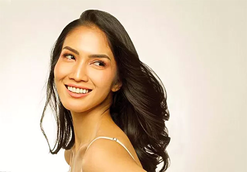 Aulia Sarah.