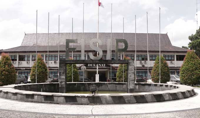 FISIP Universitas Riau.