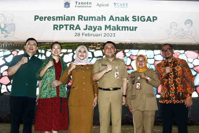 Wakil Wali Kota Jakarta Timur Hendra Hidayat meresmikan Rumah Anak SiGAP, melalui kolaborasi Pemprov Jakarta Timur dengan Apical, Tanoto Foundation dan T-Care di Ciracas, Jakarta Timur, Selasa (28/2/2023).