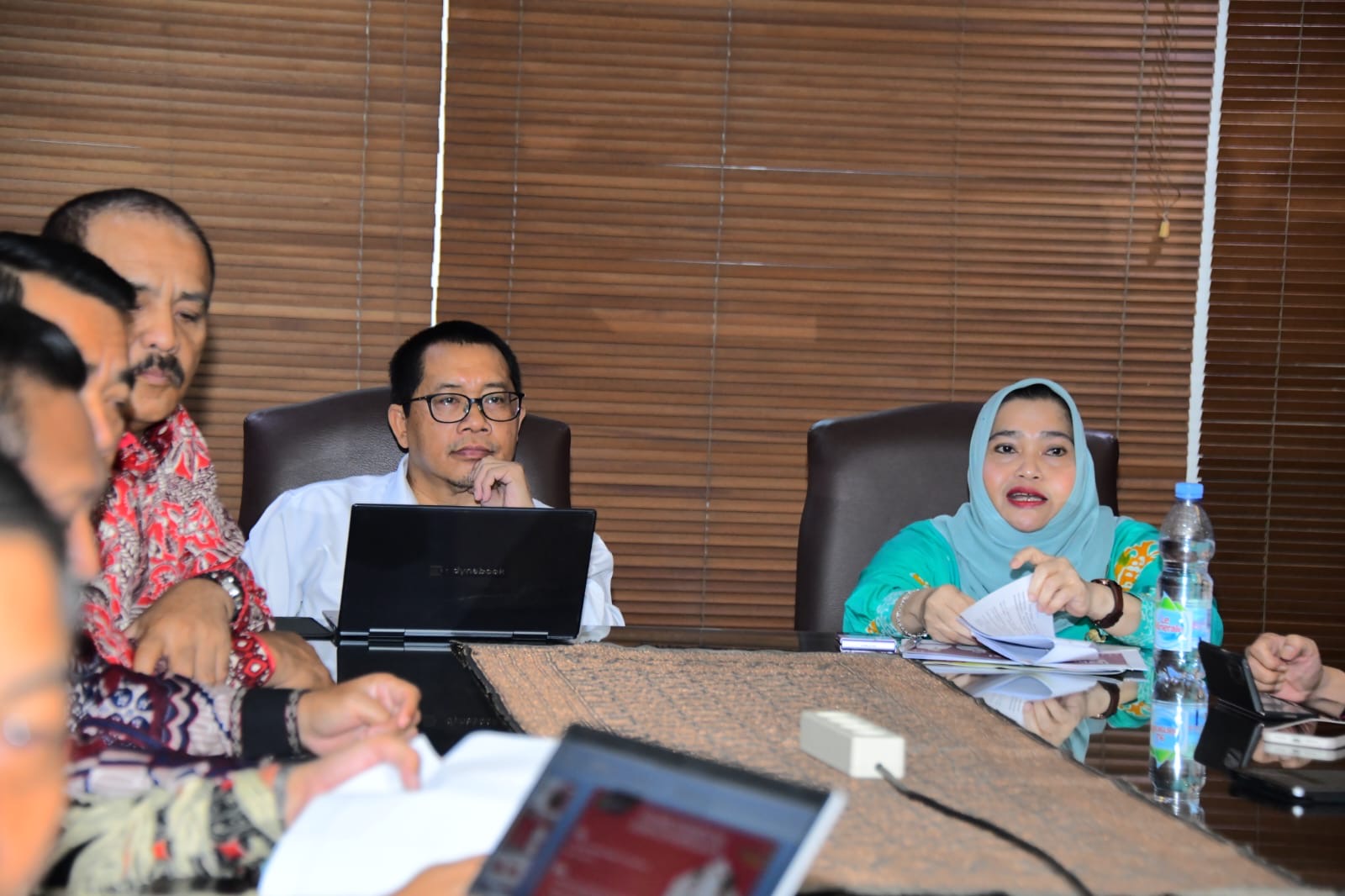 Bupati Bengkalis memaparkan tindak lanjut hasil evaluasi SAKIP tahun 2023 dengan Kementerian Pendayagunaan Aparatur Negara dan Reformasi Birokrasi (Menpan-RB) di Kantor Kemenpan RB Jakarta, Selasa (31/10/2023).