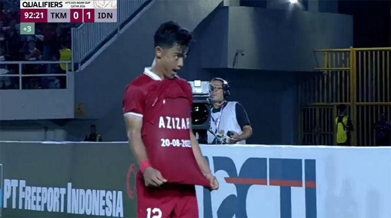 Selebrasi &rsquo;Azizah&rsquo; ala Pratama Arhan usai memastikan Timnas Indonesia U-23 menang 2-0 pada laga kualifikasi Piala Asia U-23 2024 di Stadion Manahan Solo, Selasa (12/9/2023) Malam.