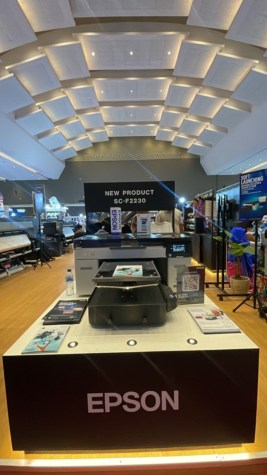 Printer Direct-to-Garment (DTG) SureColor F2230 (SC-F2230)