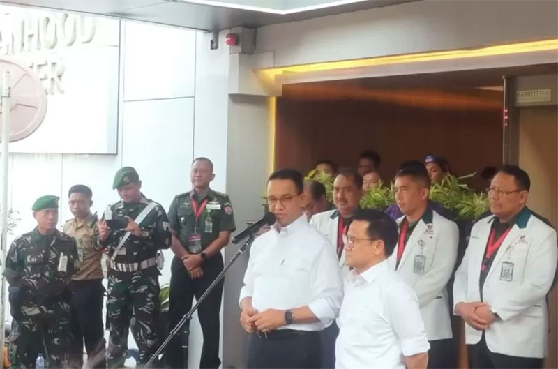 Anies Baswedan-Muhaimin Iskandar selesai melakukan rangkaian pemeriksaan kesehatan di RSPAD Gatot Soebroto, Jakarta, Sabtu (21/10/2023).