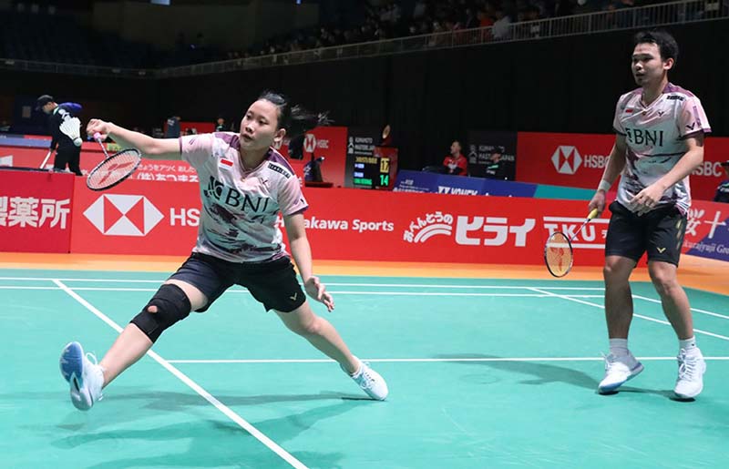 Pitha Haningtyas dan Rinov Rivaldy.