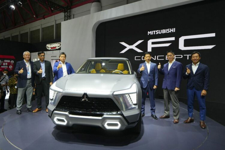 Mitsubishi XFV Concept tampil di IIMS 2023.