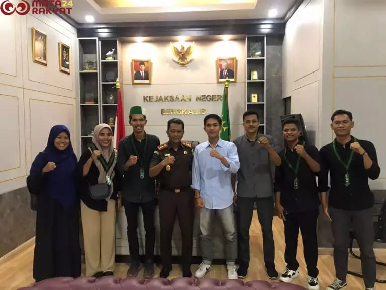 Pengurus Himpunan Mahasiswa Islam (HMI) Cabang Kabupaten Bengkalis bersilaturahmi dengan Kejaksaan Negeri (Kejari) Bengkalis akhir pekan lalu.