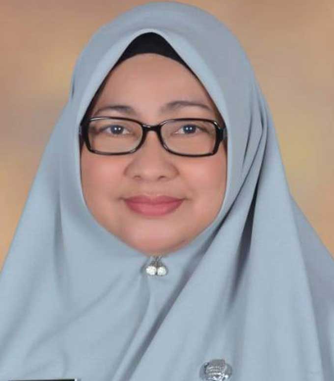 Kepala Disdukcapil Kota Pekanbaru Irma Novrita