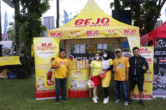 Stan  PT Bintang Toedjoe yang hadir di Acara Riau Pos Fun Bike 2023 di halaman Mal Pelayanan Publik (MPP) Jalan Sudirman Pekanbaru,  Ahad (29/1/2023).