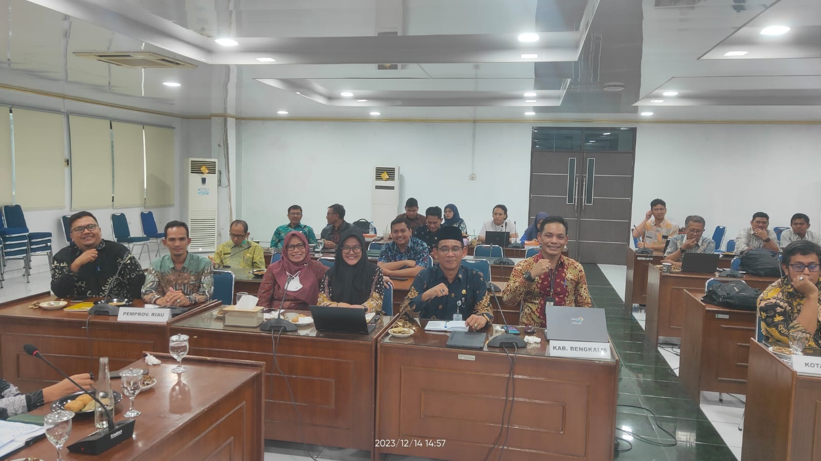 Pemkab Bengkalis Ikut Rapat Pembangunan Dermaga Roro Dumai-Tanjung Kapal Rupat di Pekanbaru.