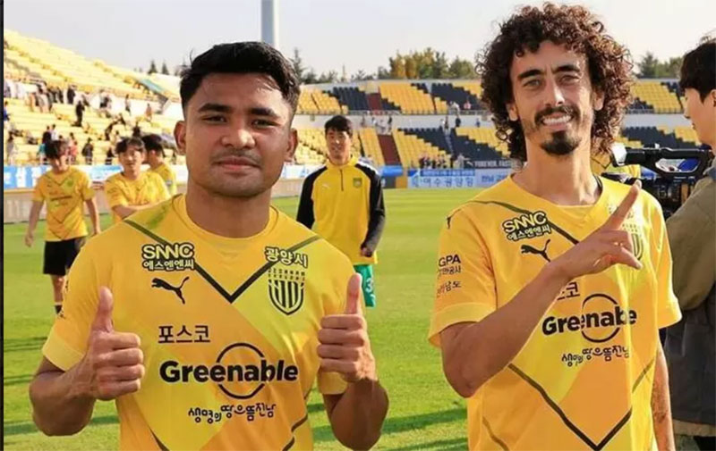Asnawi Mangkualam bersama Jeonnam Dragons