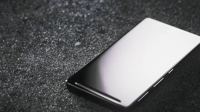 Lapisan perlindungan Corning Gorilla Glass Victus 2 akan melindungi smartphone baru Samsung.