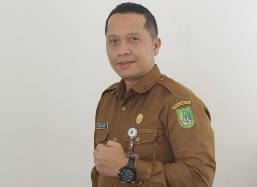 Plt Kadiskominfotiks Rohil Indra Gunawan SE.
